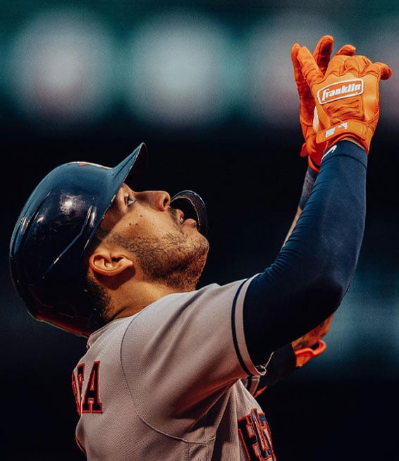 lindor wearing batting gloves