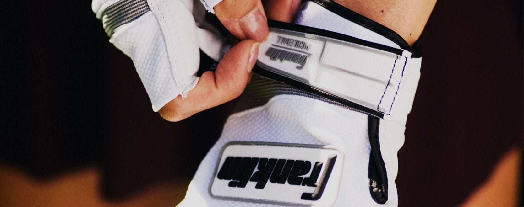 pickleball gloves
