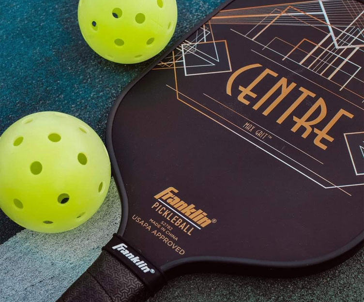 centre pickleball paddle